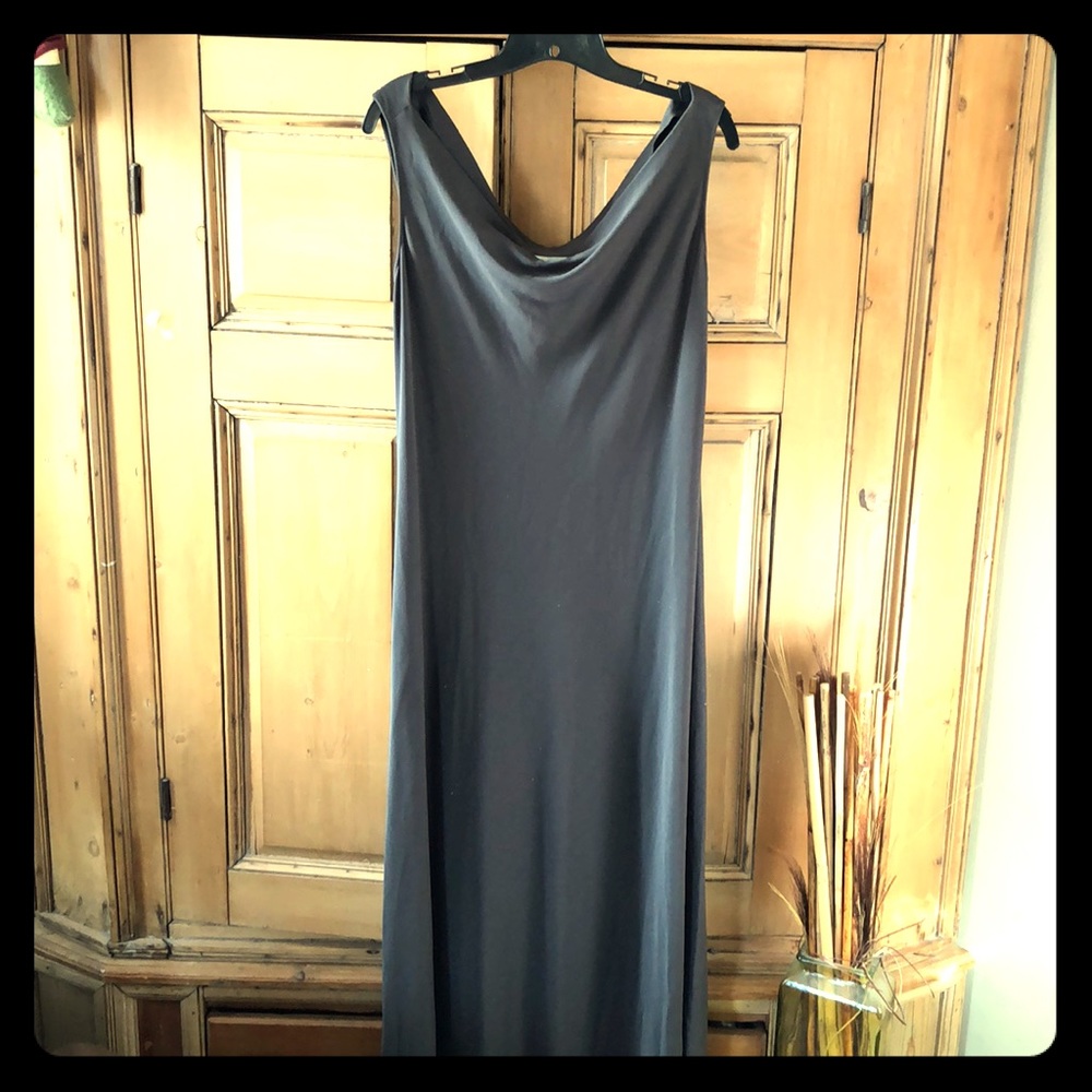 NWT Emanuel taupe gown with drop neck-Med